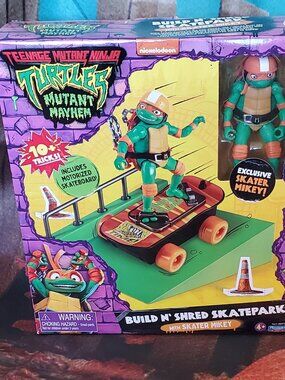 TMNT Mutant Mayhem Build N' Shred Skatepark w/Skater Mikey Playmate Toys NIB